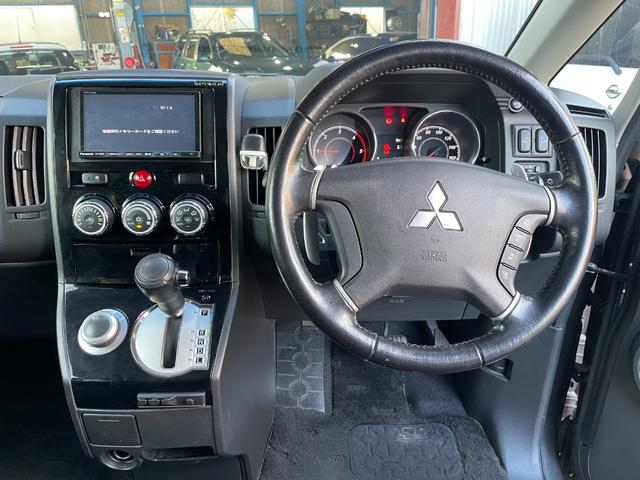 デリカD:5 D パワーパッケージ 4WD ディーゼル 両側電動スライドドア ナビTV ETC バックカメラ 社外アルミホイール マフラー スタッドレスタイヤホイール付(14枚目)