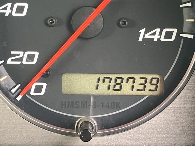 ご覧頂きまして誠に有難うございます！！是非ご来店して頂き、実際にご覧になって頂ければと思います。お客様からのご連絡をスタッフ一同、心よりお待ちしております