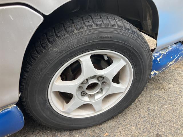 サンバーバン 　４ＷＤ　ＡＴ　両側スライドドア　アルミホイール　エアコン　ＣＤ（41枚目）