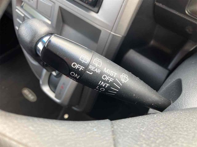 ゼスト スポーツ G ダイナミック スペシャル 4WD 社外アルミ ディスチャージライト ドラレコ ナビ TV キーレス ベンチシート AT 盗難防止システム ABS CD 衝突安全ボディ エアコン パワーステアリング パワーウィンドウ(9枚目)