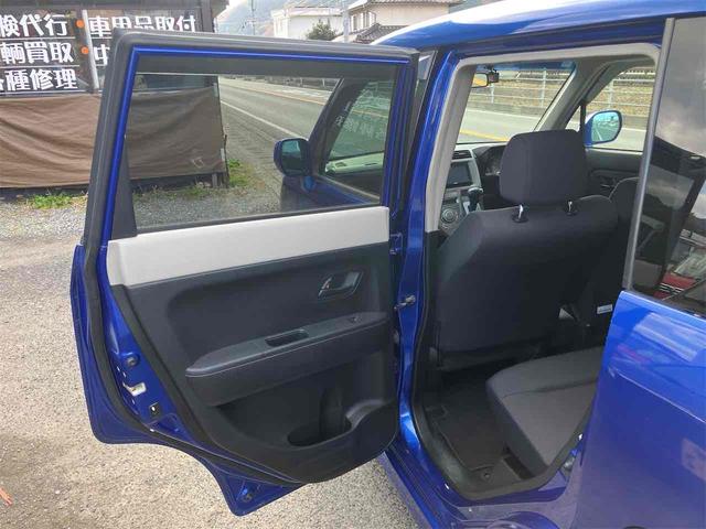 ゼスト スポーツ G ダイナミック スペシャル 4WD 社外アルミ ディスチャージライト ドラレコ ナビ TV キーレス ベンチシート AT 盗難防止システム ABS CD 衝突安全ボディ エアコン パワーステアリング パワーウィンドウ(23枚目)