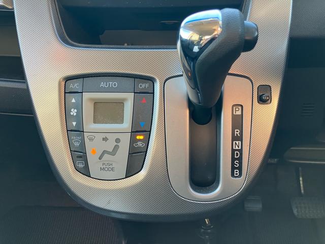 ムーヴ カスタム　Ｘ　ＳＡ　プッシュスタート　スマートキー　純正エアロ　バックカメラ　Ｂｌｕｅｔｏｏｔｈ接続　オートライト　衝突安全ボディ　ベンチシート（7枚目）