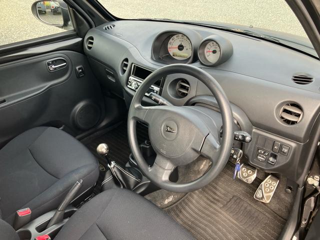 エッセ カスタム 5速MT 社外アルミホイール CD キーレスエントリー 社外エアークリーナー ローダウン(8枚目)