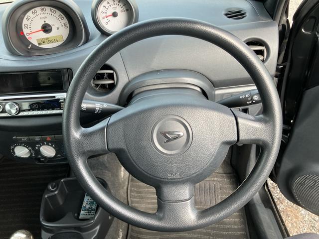 エッセ カスタム 5速MT 社外アルミホイール CD キーレスエントリー 社外エアークリーナー ローダウン(9枚目)