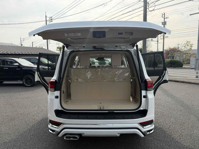 ランドクルーザー ZX 4WD 全周囲カメラ クリアランスソナー オートクルーズコントロール レーンアシスト パワーシート 衝突被害軽減システム サンルーフ オートマチックハイビーム オートライト LEDヘッドランプ(5枚目)