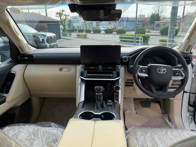 ランドクルーザー ZX 4WD 全周囲カメラ クリアランスソナー オートクルーズコントロール レーンアシスト パワーシート 衝突被害軽減システム サンルーフ オートマチックハイビーム オートライト LEDヘッドランプ(20枚目)