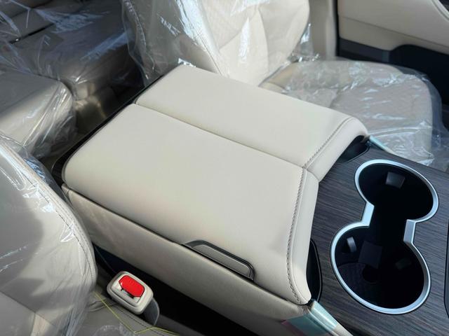 ランドクルーザー ZX 4WD 全周囲カメラ クリアランスソナー オートクルーズコントロール レーンアシスト パワーシート 衝突被害軽減システム サンルーフ オートマチックハイビーム オートライト LEDヘッドランプ(40枚目)