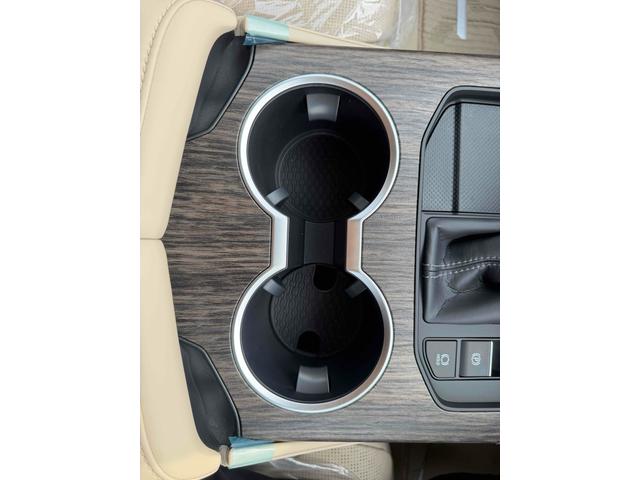 ランドクルーザー ZX 4WD 全周囲カメラ クリアランスソナー オートクルーズコントロール レーンアシスト パワーシート 衝突被害軽減システム サンルーフ オートマチックハイビーム オートライト LEDヘッドランプ(42枚目)