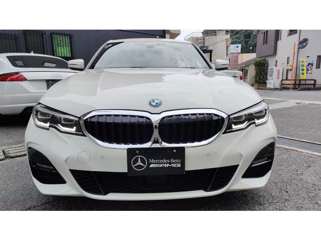 ３シリーズ ３２０ｉ　Ｍスポーツ　１オーナー車両　インテリジェントセーフティ　レーダークルーズコントロール　革シート　ブラインドスポット　パドルシフト　アンビエントライト　パワートランク　全方位カメラ　前後ドラレコ　スペアキー（4枚目）