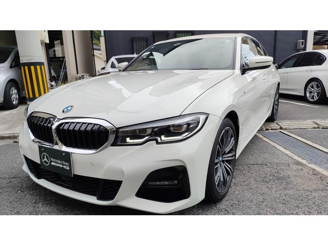 ３シリーズ ３２０ｉ　Ｍスポーツ　１オーナー車両　インテリジェントセーフティ　レーダークルーズコントロール　革シート　ブラインドスポット　パドルシフト　アンビエントライト　パワートランク　全方位カメラ　前後ドラレコ　スペアキー（6枚目）