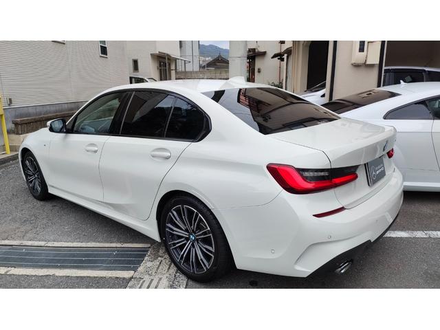 ３シリーズ ３２０ｉ　Ｍスポーツ　１オーナー車両　インテリジェントセーフティ　レーダークルーズコントロール　革シート　ブラインドスポット　パドルシフト　アンビエントライト　パワートランク　全方位カメラ　前後ドラレコ　スペアキー（12枚目）