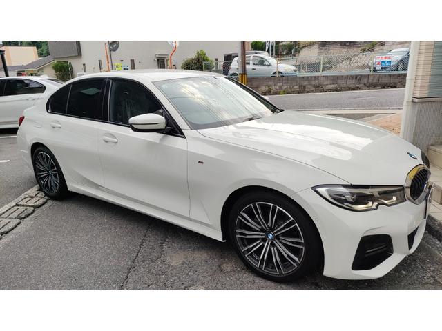 ３シリーズ ３２０ｉ　Ｍスポーツ　１オーナー車両　インテリジェントセーフティ　レーダークルーズコントロール　革シート　ブラインドスポット　パドルシフト　アンビエントライト　パワートランク　全方位カメラ　前後ドラレコ　スペアキー（13枚目）