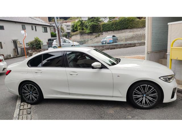 ３シリーズ ３２０ｉ　Ｍスポーツ　１オーナー車両　インテリジェントセーフティ　レーダークルーズコントロール　革シート　ブラインドスポット　パドルシフト　アンビエントライト　パワートランク　全方位カメラ　前後ドラレコ　スペアキー（15枚目）