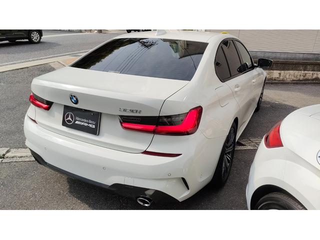 ３シリーズ ３２０ｉ　Ｍスポーツ　１オーナー車両　インテリジェントセーフティ　レーダークルーズコントロール　革シート　ブラインドスポット　パドルシフト　アンビエントライト　パワートランク　全方位カメラ　前後ドラレコ　スペアキー（19枚目）