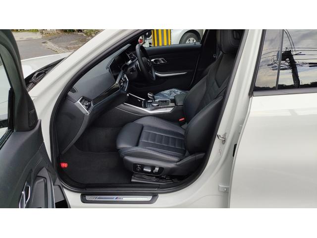 ３シリーズ ３２０ｉ　Ｍスポーツ　１オーナー車両　インテリジェントセーフティ　レーダークルーズコントロール　革シート　ブラインドスポット　パドルシフト　アンビエントライト　パワートランク　全方位カメラ　前後ドラレコ　スペアキー（45枚目）
