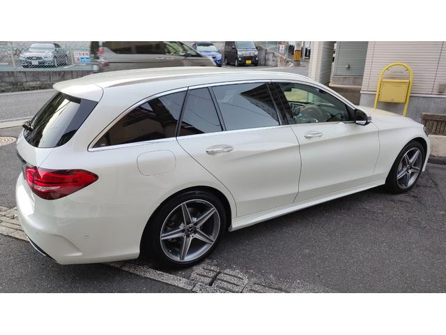 Cクラスステーションワゴン C200 ステーションワゴン スポーツ本革仕様 レーダーセーフティパッケージ ディストロニックプラス 前後ドラレコ 赤革シート ヘッドアップディスプレイ ブラインドスポット パワーバックドア AMG純正18インチ ミシュランタイヤ スペアキー(17枚目)