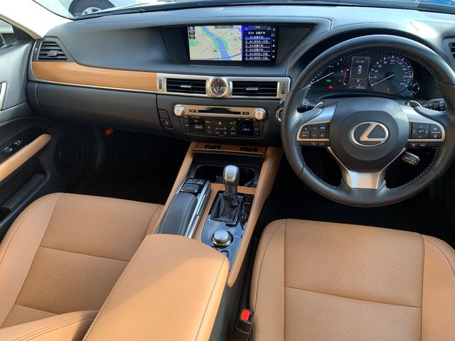 GS300h Iパッケージ 3眼LEDヘッドライト&フォグ ブラウン本革シート(10枚目)