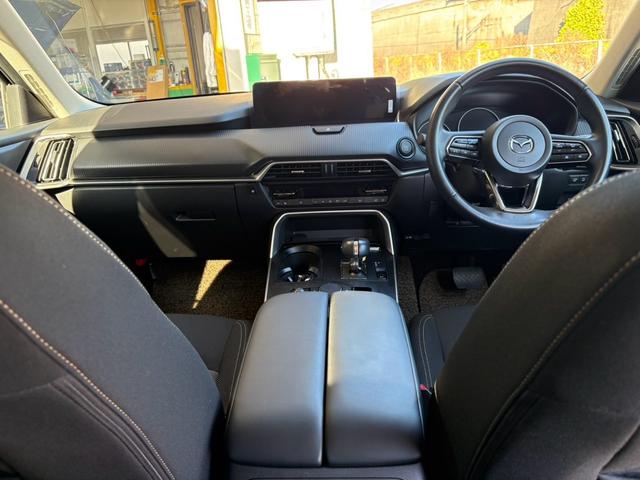 ＣＸ－６０ ２５Ｓ　Ｓパッケージ　衝突被害軽減システム　レーンアシスト　ドライブレコーダー　ナビ　全周囲カメラ　フルセグＴＶ　Ｂｌｕｅｔｏｏｔｈ　ＬＥＤヘッドライト　コーナーセンサー　クルコン　ＡＷ１８インチ　シートヒーター（4枚目）