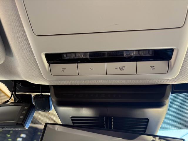 ＣＸ－６０ ２５Ｓ　Ｓパッケージ　衝突被害軽減システム　レーンアシスト　ドライブレコーダー　ナビ　全周囲カメラ　フルセグＴＶ　Ｂｌｕｅｔｏｏｔｈ　ＬＥＤヘッドライト　コーナーセンサー　クルコン　ＡＷ１８インチ　シートヒーター（10枚目）