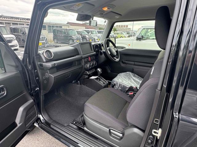 ジムニー ＸＣ　届出済未使用車・禁煙車・　４ＷＤ　クリアランスソナー　オートクルーズコントロール　レーンアシスト　衝突被害軽減システム　オートライト　ＬＥＤヘッドランプ　ヘッドライトウォッシャー　スマートキー　アイドリングストップ（11枚目）