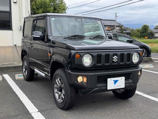 ジムニー ＸＣ　届出済未使用車・禁煙車・　４ＷＤ　クリアランスソナー　オートクルーズコントロール　レーンアシスト　衝突被害軽減システム　オートライト　ＬＥＤヘッドランプ　ヘッドライトウォッシャー　スマートキー　アイドリングストップ（13枚目）