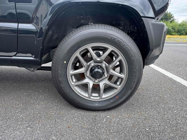 ジムニー ＸＣ　届出済未使用車・禁煙車・　４ＷＤ　クリアランスソナー　オートクルーズコントロール　レーンアシスト　衝突被害軽減システム　オートライト　ＬＥＤヘッドランプ　ヘッドライトウォッシャー　スマートキー　アイドリングストップ（20枚目）