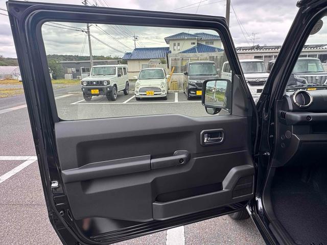ジムニー ＸＣ　届出済未使用車・禁煙車・　４ＷＤ　クリアランスソナー　オートクルーズコントロール　レーンアシスト　衝突被害軽減システム　オートライト　ＬＥＤヘッドランプ　ヘッドライトウォッシャー　スマートキー　アイドリングストップ（26枚目）