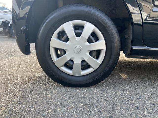 Ｎ－ＢＯＸ Ｇ　車検２年付　４ＷＤ　プッシュスタート　スマートキー　電動格納ミラー　ベンチシート　ＣＶＴ　盗難防止システム　ＡＢＳ　ＥＳＣ　ＣＤ　　衝突安全ボディ　エアコン（19枚目）