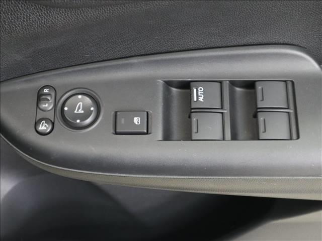 Fパッケージ HYBRID Fパッケージ 修復歴無 内外装仕上済 純正9インチナビ(6枚目)