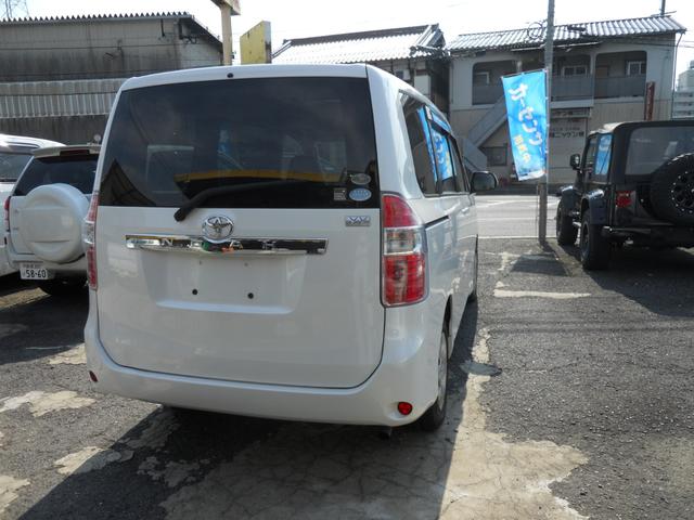 ノア トヨタ ｙｙ ５人乗り荷物積めます の中古車詳細 中古車検索ならkurutown クルタウン