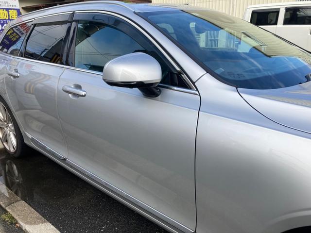 T6 AWD インスクリプション サンルーフ 純正ナビ フルセグTV ETC バックカメラ サイドカメラ 全周囲カメラ 電動リアゲート 純正20インチアルミホイール シートヒーター シートエアコン(8枚目)