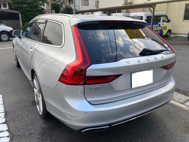 T6 AWD インスクリプション サンルーフ 純正ナビ フルセグTV ETC バックカメラ サイドカメラ 全周囲カメラ 電動リアゲート 純正20インチアルミホイール シートヒーター シートエアコン(13枚目)
