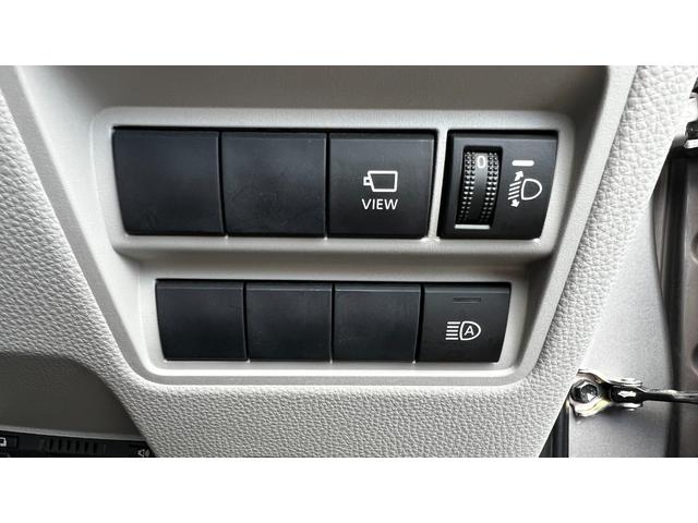 ヤリス ハイブリッドＺ　ワンオーナー／パノラミックビューモニター／前席シートヒーター／ＡＭ　ＦＭラジオ／Ｂｌｕｅｔｏｏｔｈ接続／ＥＴＣビルトインタイプ／ドライブレコーダー前後付き／タイヤパンク修理キット／ＵＳＢポート（12枚目）