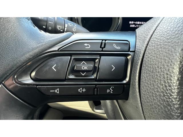 ヤリス ハイブリッドＺ　ワンオーナー／パノラミックビューモニター／前席シートヒーター／ＡＭ　ＦＭラジオ／Ｂｌｕｅｔｏｏｔｈ接続／ＥＴＣビルトインタイプ／ドライブレコーダー前後付き／タイヤパンク修理キット／ＵＳＢポート（17枚目）