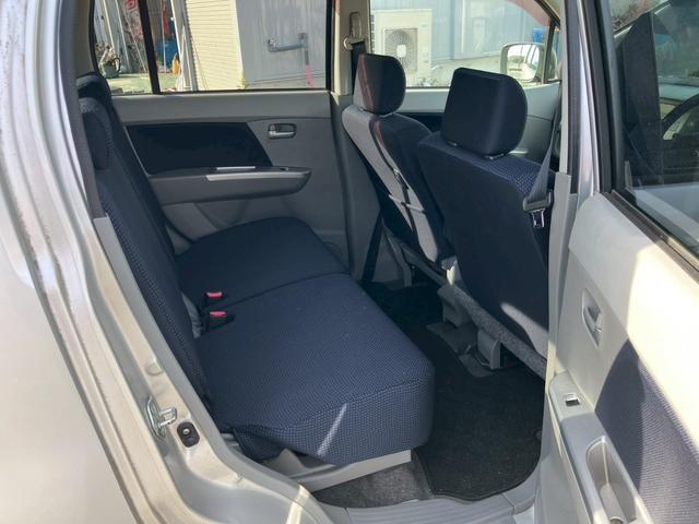 ワゴンＲ ＦＸリミテッド　スマートキー　電動格納ミラー　ベンチシート　ＡＴ　盗難防止システム　アルミホイール　衝突安全ボディ　エアコン　パワーステアリング　パワーウィンドウ（12枚目）