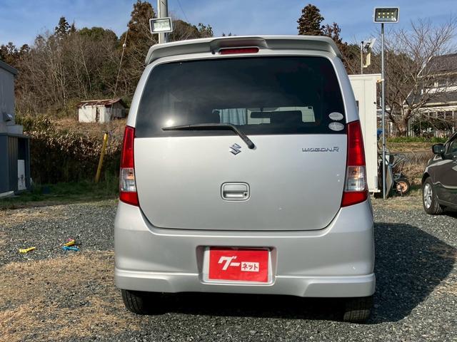 ワゴンＲ ＦＸリミテッド　スマートキー　電動格納ミラー　ベンチシート　ＡＴ　盗難防止システム　アルミホイール　衝突安全ボディ　エアコン　パワーステアリング　パワーウィンドウ（16枚目）