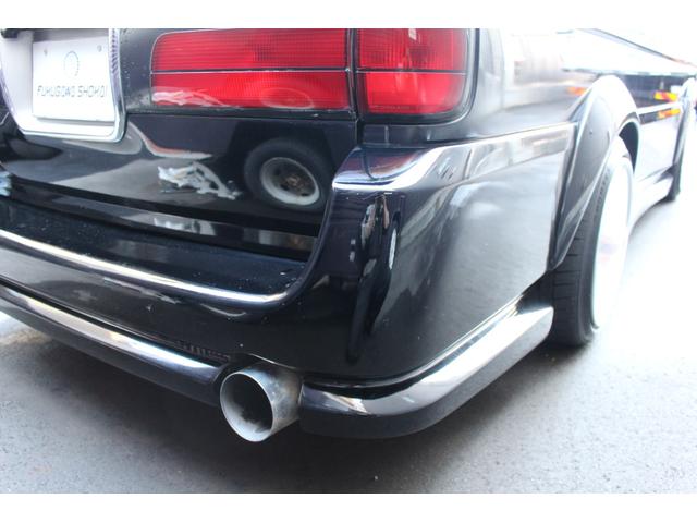 ハイエースワゴン 　フルエアロ　ワイパーガード　リアウイング　オーバーフェンダー　深リムホイール　ラウンジ仕様　ベットキット　ウッドハンドル　ディーゼルターボ　ナビ　ＥＴＣ　ワイドスライドヒンジ（15枚目）