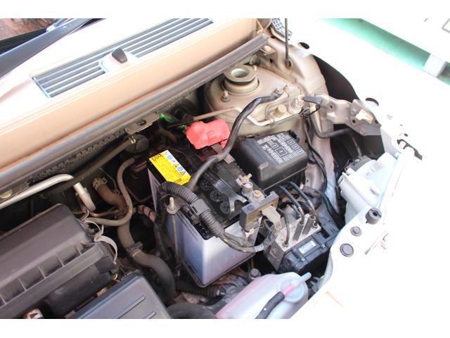 ミラココア カスタムＸ　リミテッド　下取り車　ナビ　ＥＴＣ　ブル―トゥース対応　ＤＶＤ　ＣＤ　チェッカーマット　バイザー　バックカメラ（64枚目）