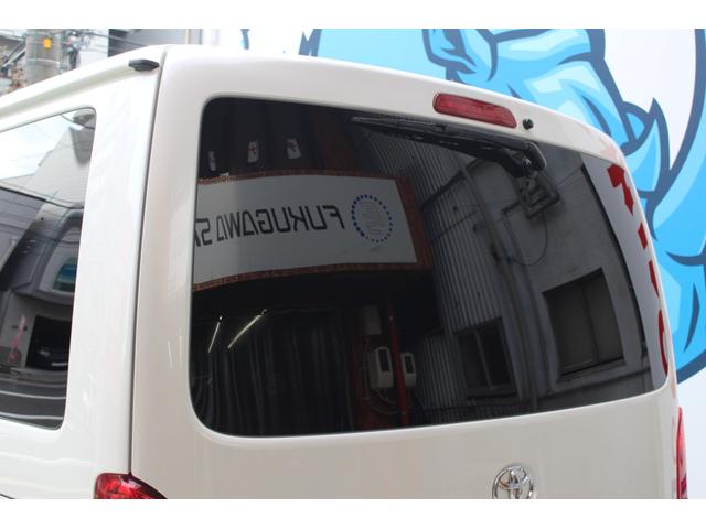ハイエースバン スーパーGL 50TH アニバーサリーリミテッド フルセグナビ ETC ブルートゥース接続 ETC ハーフレザー ウッドハンドル リアスピーカー 100Vコンセント ドラレコ TRDフロントスポイラー 2.5インチローダウン バックカメラ(22枚目)