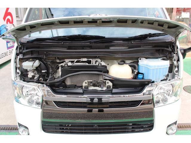 ハイエースバン スーパーGL 50TH アニバーサリーリミテッド フルセグナビ ETC ブルートゥース接続 ETC ハーフレザー ウッドハンドル リアスピーカー 100Vコンセント ドラレコ TRDフロントスポイラー 2.5インチローダウン バックカメラ(45枚目)