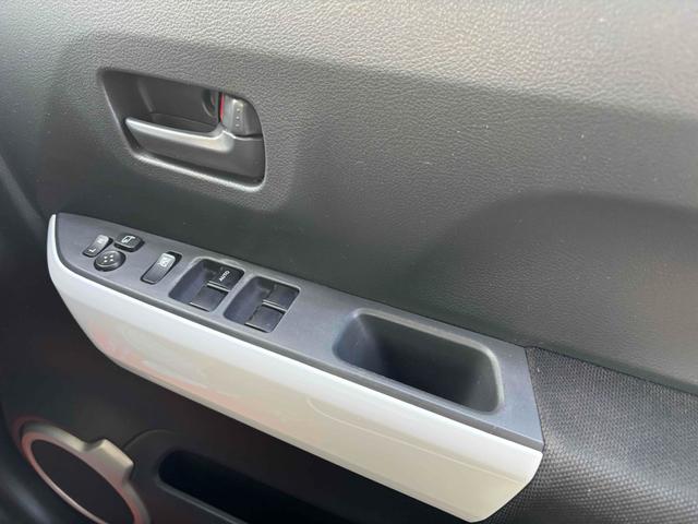 ハスラー Ｘ　ナビ　レーンアシスト　衝突被害軽減システム　ＨＩＤ　スマートキー　アイドリングストップ　電動格納ミラー　シートヒーター　ベンチシート　ＣＶＴ　盗難防止システム　ＡＢＳ　ＥＳＣ　アルミホイール（6枚目）