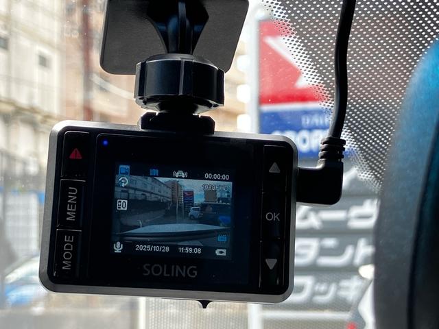 シボレーキャプティバ アクティブレッド パワーシート ドライブレコーダー ETC ナビ 後席モニター バックカメラ フルセグTV Bluetooth CD DVD キーレスエントリー AW19インチ クルーズコントロール オートエアコン(5枚目)