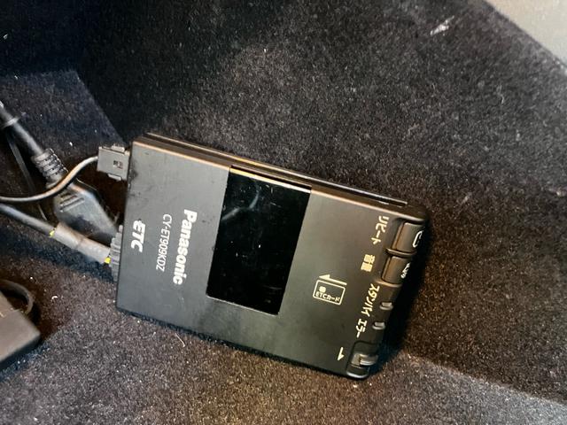 シボレーキャプティバ アクティブレッド パワーシート ドライブレコーダー ETC ナビ 後席モニター バックカメラ フルセグTV Bluetooth CD DVD キーレスエントリー AW19インチ クルーズコントロール オートエアコン(6枚目)