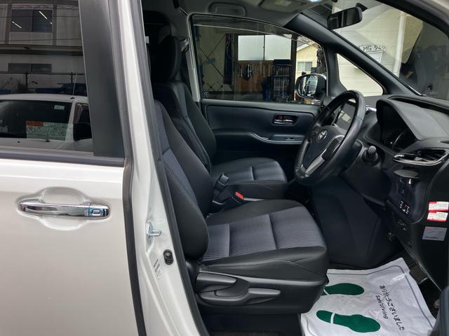 ヴォクシー ZS 煌 ワンオーナー 7人乗り 両側電動スライドドア ETC ナビ 後席モニター バックカメラ フルセグTV Bluetooth CD DVD HDMI LEDヘッドライト AW16インチ オートエアコン(24枚目)