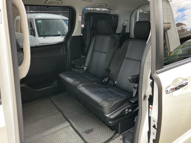 ヴォクシー ZS 煌 ワンオーナー 7人乗り 両側電動スライドドア ETC ナビ 後席モニター バックカメラ フルセグTV Bluetooth CD DVD HDMI LEDヘッドライト AW16インチ オートエアコン(26枚目)