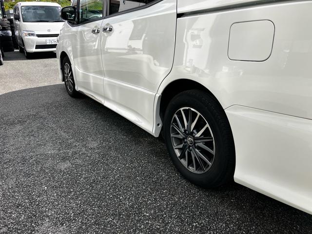ヴォクシー ZS 煌 ワンオーナー 7人乗り 両側電動スライドドア ETC ナビ 後席モニター バックカメラ フルセグTV Bluetooth CD DVD HDMI LEDヘッドライト AW16インチ オートエアコン(35枚目)
