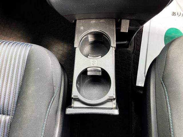 ヴォクシー ZS 煌 ワンオーナー 7人乗り 両側電動スライドドア ETC ナビ 後席モニター バックカメラ フルセグTV Bluetooth CD DVD HDMI LEDヘッドライト AW16インチ オートエアコン(54枚目)