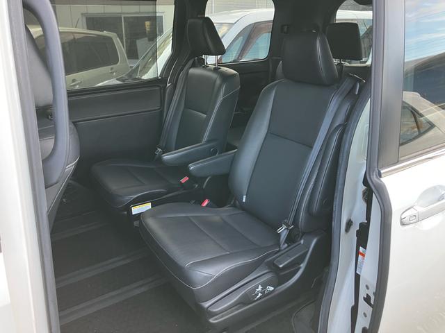 エスクァイア ハイブリッドＧｉ　ブラックテーラード　７人乗り　衝突被害軽減システム　レーンアシスト　両側パワスラ　前後ドラレコ　ＥＴＣ　ナビ　バックカメラ　フルセグＴＶ　Ｂｌｕｅｔｏｏｔｈ　ＣＤ　ＬＥＤヘッドライト　ＡＷ１５インチ　クルコン（25枚目）