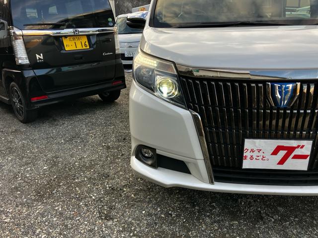 エスクァイア ハイブリッドＧｉ　ブラックテーラード　７人乗り　衝突被害軽減システム　レーンアシスト　両側パワスラ　前後ドラレコ　ＥＴＣ　ナビ　バックカメラ　フルセグＴＶ　Ｂｌｕｅｔｏｏｔｈ　ＣＤ　ＬＥＤヘッドライト　ＡＷ１５インチ　クルコン（29枚目）