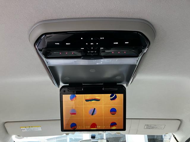 ステップワゴン Ｇ　Ｌパッケージ　８人乗り　両側電動スライドドア　ＥＴＣ　ナビ　後席モニター　バックカメラ　フルセグＴＶ　Ｂｌｕｅｔｏｏｔｈ　ＣＤ　ＤＶＤ　オートエアコン　スマートキー　電動格納ミラー　ＡＷ１５インチ（6枚目）